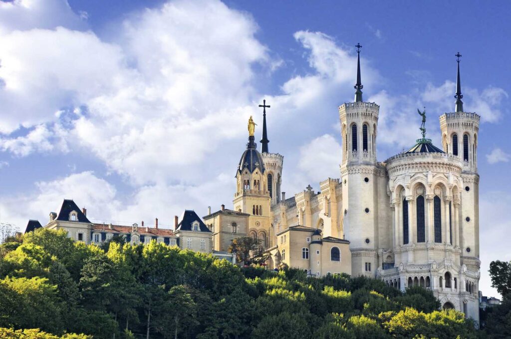 Radreise Schweiz Frankreich Rhoneradweg - Basilica Notre dame de fourviere Lyon