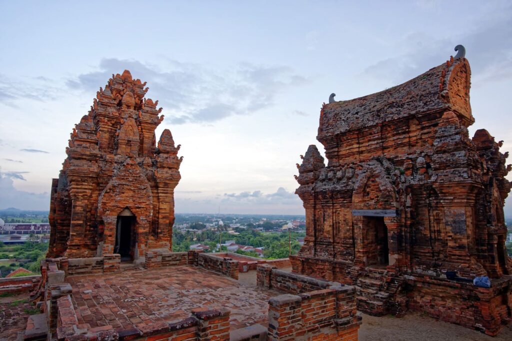 Radreise Vietnam Saigon zur Halongbucht - Po Klong Tempel