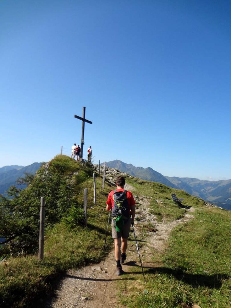 Wanderreise Österreich Salzburger Land Kitzbüheler Alpen - Buchsteinwand Gipfelkreuz