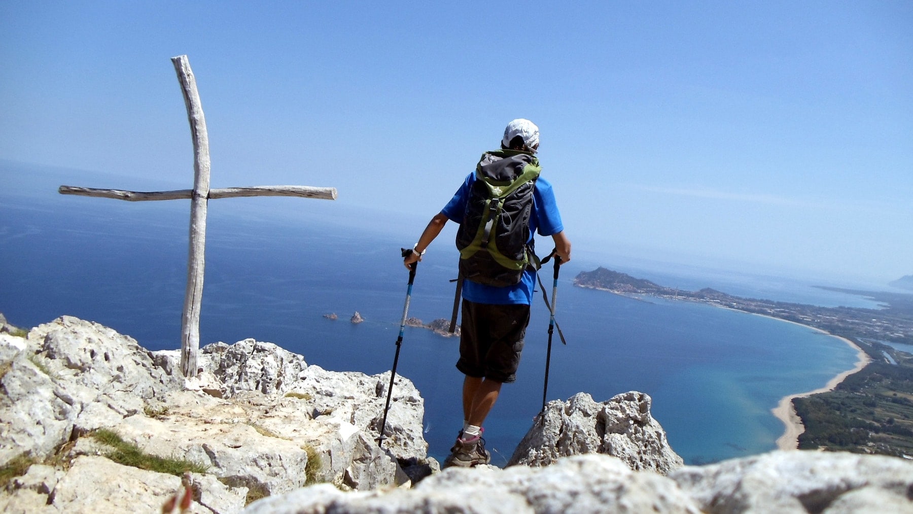 Wanderreise Italien Sardinien - Ostküste Meerblick Wanderer