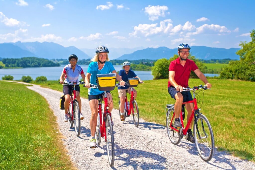 Radreise Deutschland von München nach Meran - Radler am See