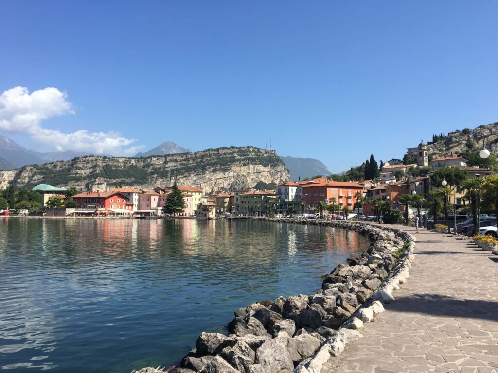 Gardasee Radweg bei Torbole