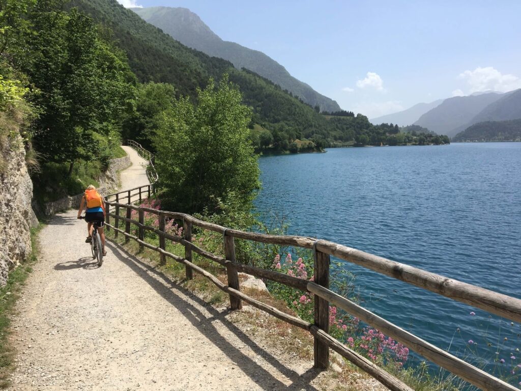 Radreise Italien - Gardasee - hier Radreise bzw. Radtour - Radweg um den Ledrosee