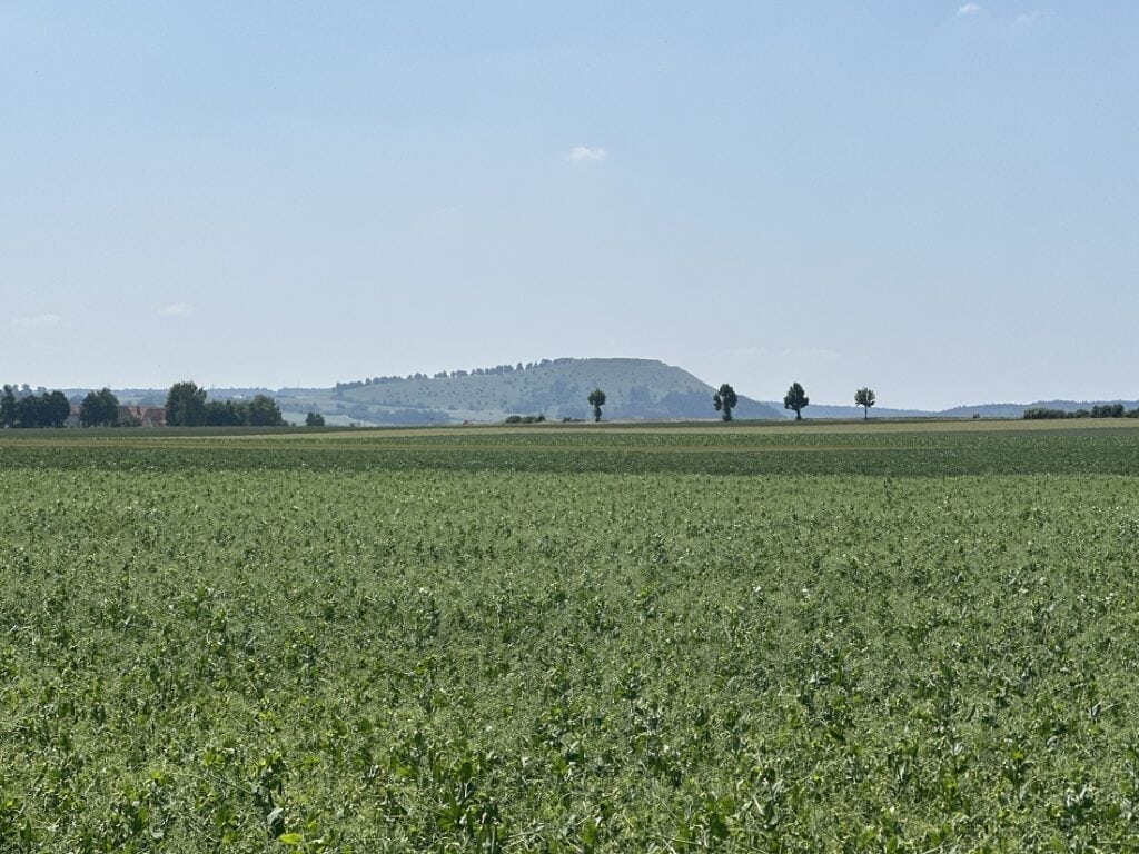 Radtour Ostalbkreis und Ries - Blick auf den Ipf ist fast immer gegeben.