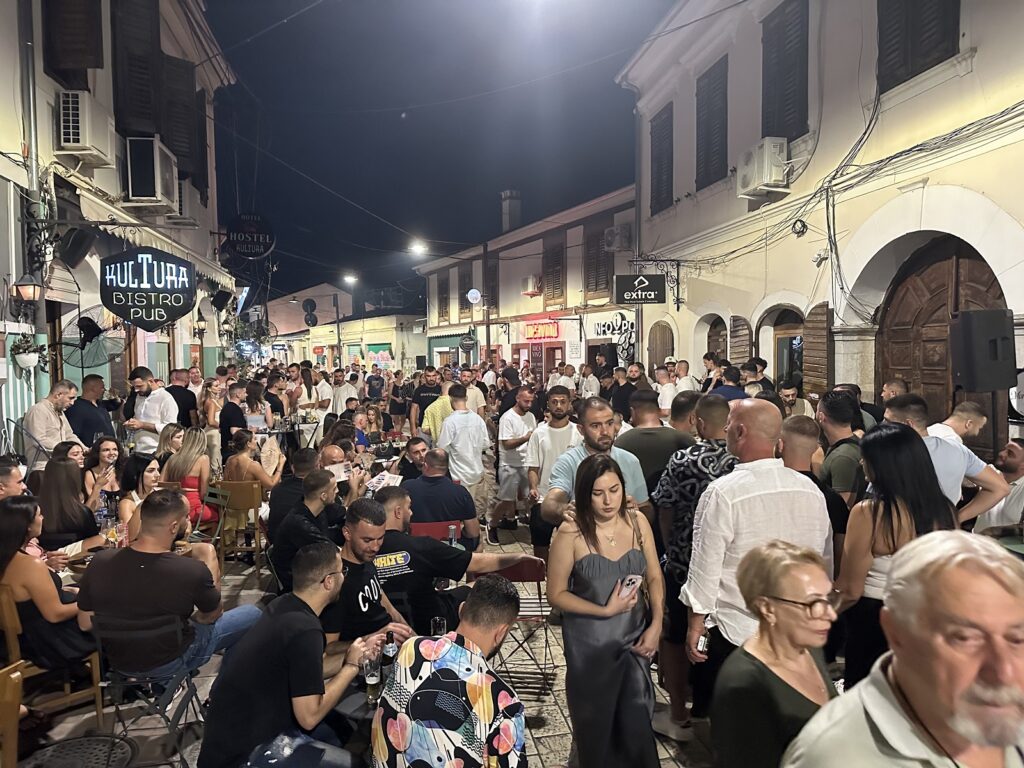 Shkodeer Flanier Straße „Pruga Kole Idromeno“
